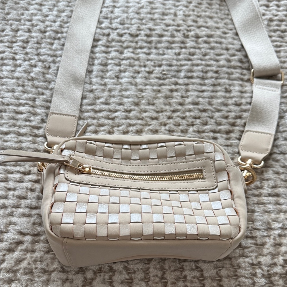 Universal Thread Cream Woven Crossbody Bag